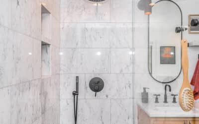 5 Great Reasons to Hire Professionals to Install your Shower Door in Woodland Hills